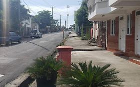 Unit 2 Private Apartment - Roseau